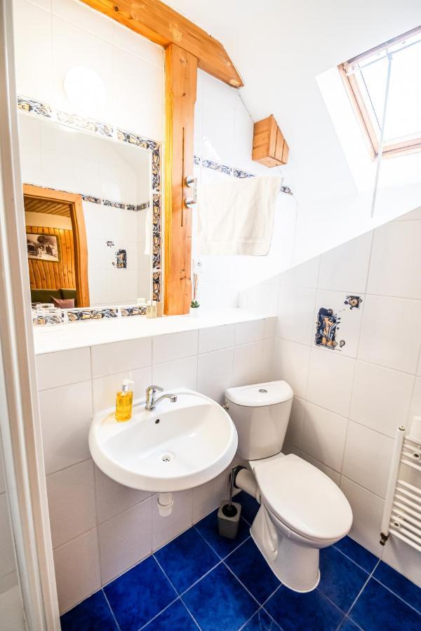Hotel Squash Centrum Prievidza Exteriör bild