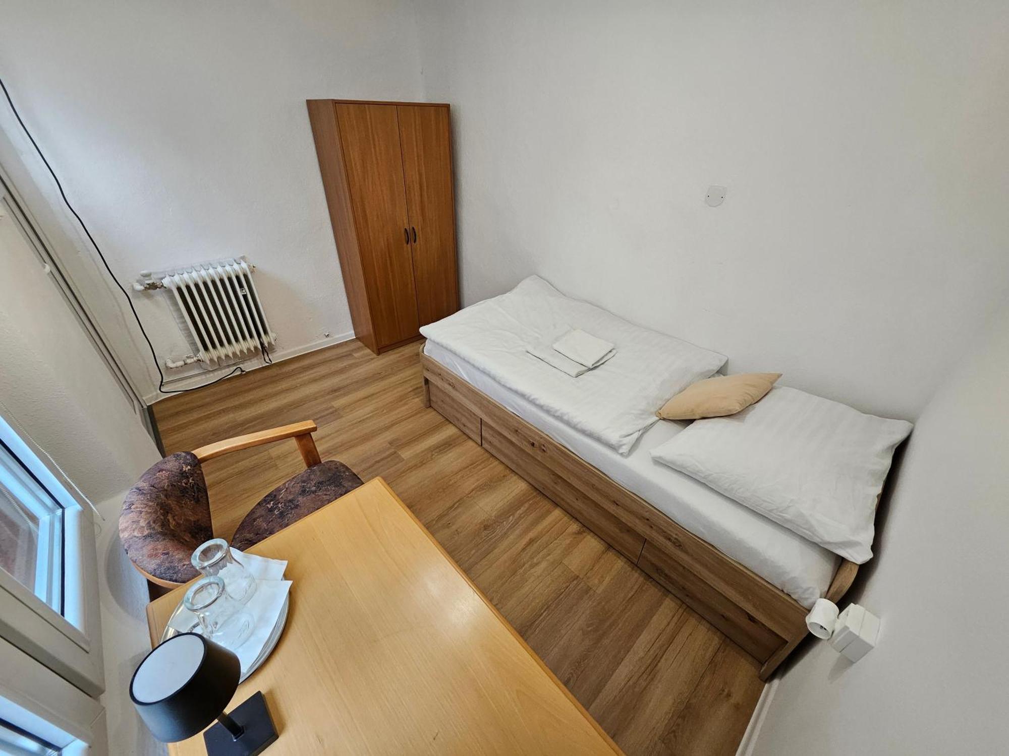 Hotel Squash Centrum Prievidza Rum bild